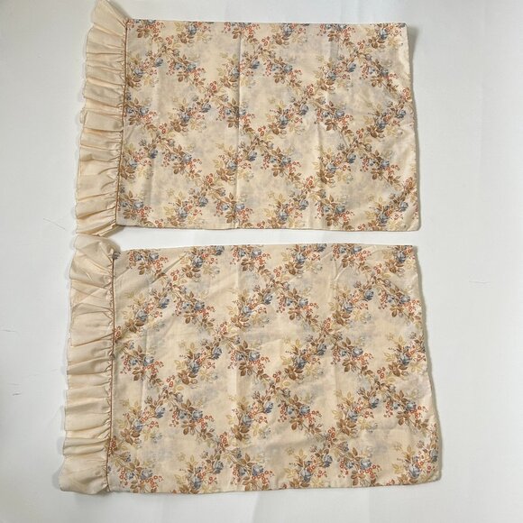 Vintage Lady Pepperell Floral 2 x Standard Pillowcases Ruffles No Iron Muslin - Picture 1 of 12
